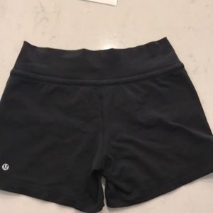 Lulu lemon yoga shorts
